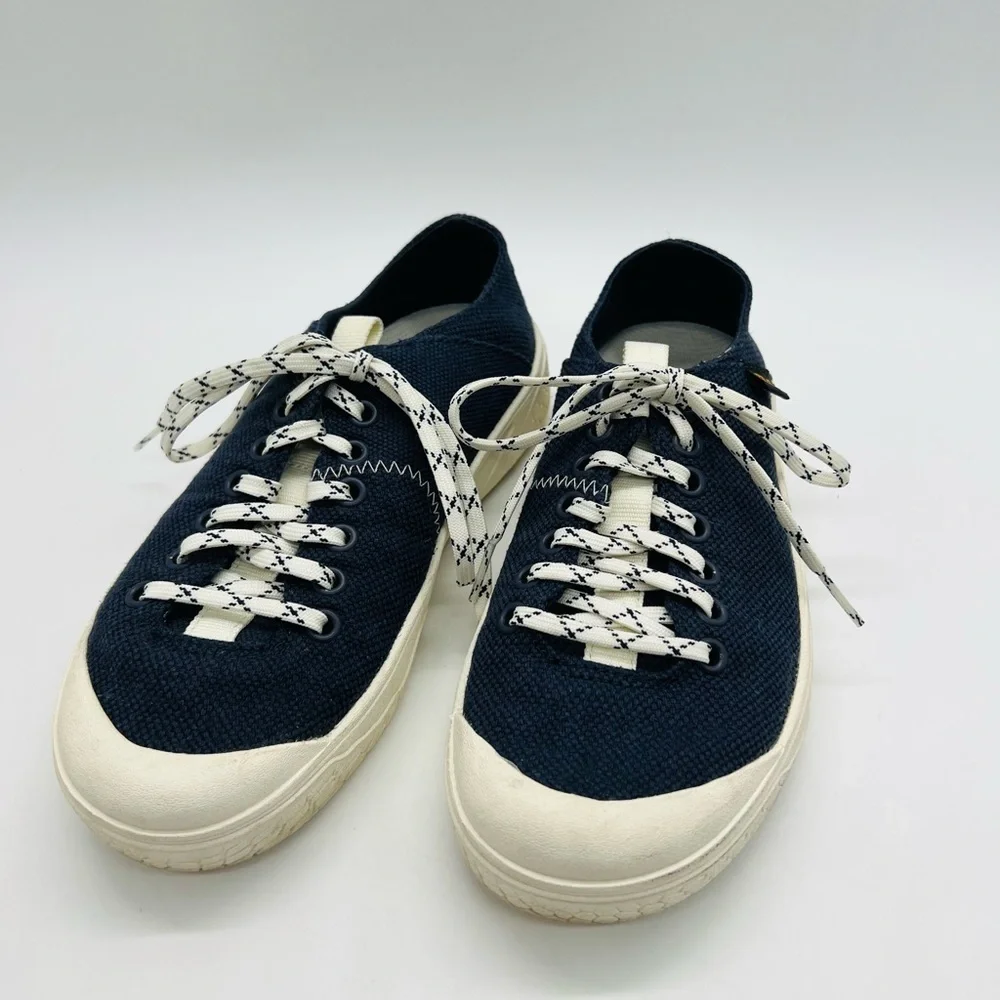 Teva Unisex Terra Canyon Mesh Navy and White Shoes Size 5.5